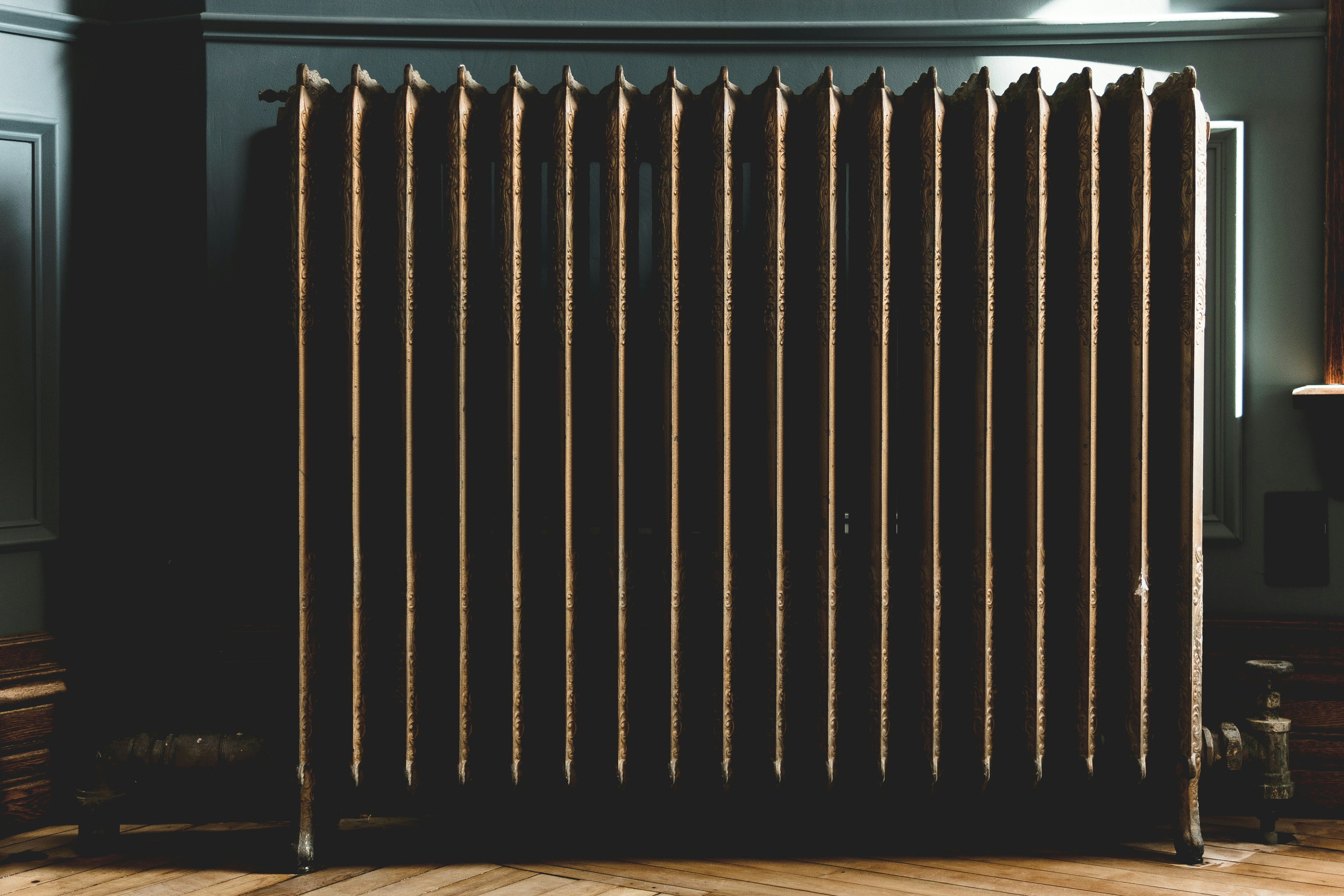 Radiator heating plumbing